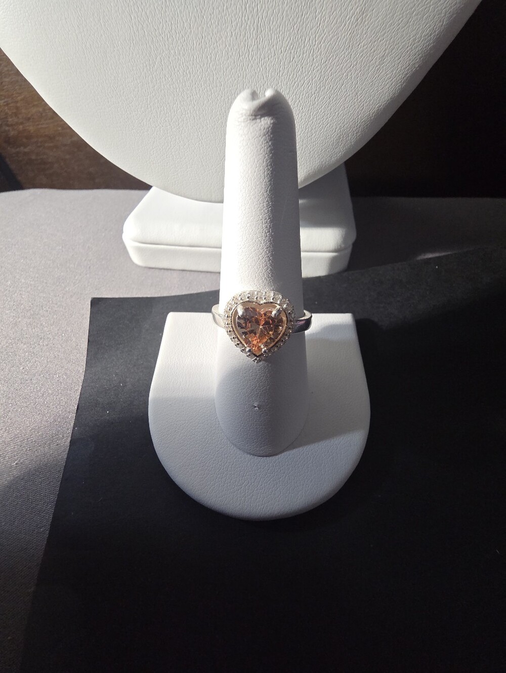 New 925 sterling silver ring featuring a beautiful heart-cut champagne/peach